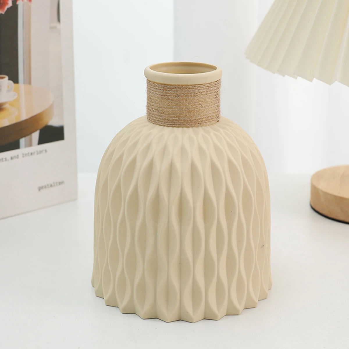 Modern Wavy Design Vase “Nordic Touch”