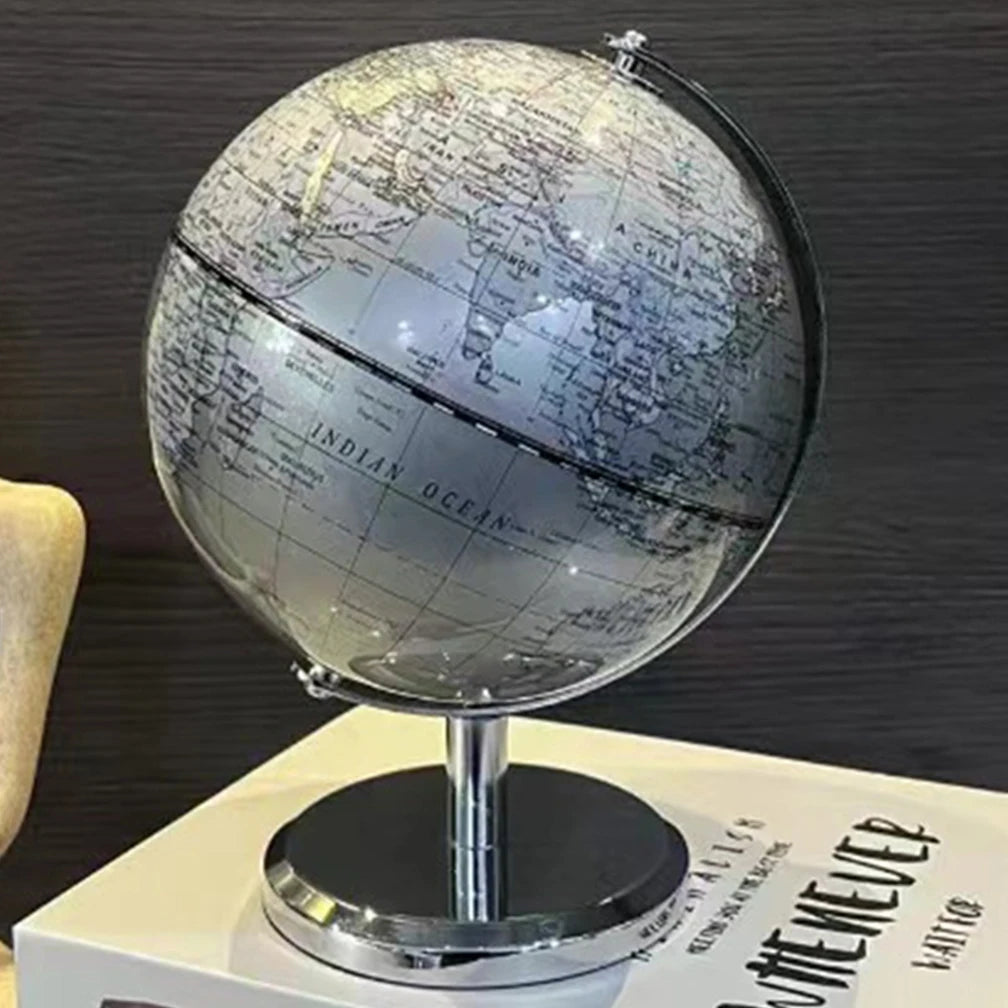 English Retro Globe 19X15CM Ornaments Creative Luxury Globe Modeling Vintage Home Office Wine Cabinet Decoration Bookcase Light